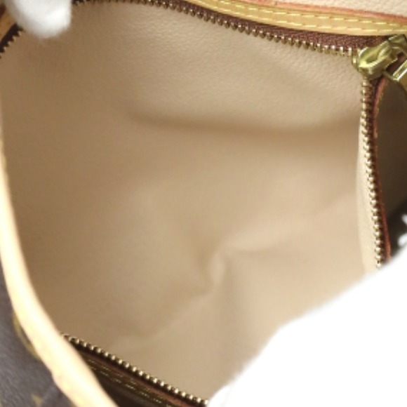 Louis Vuitton Monogram Bucket PM Tote Bag - Picture 12 of 16